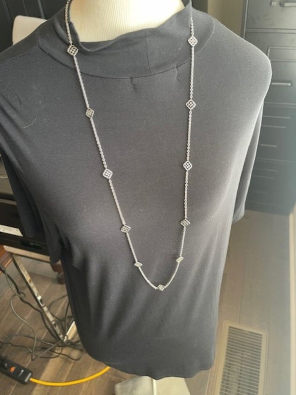 Kendra Scott long logo necklace